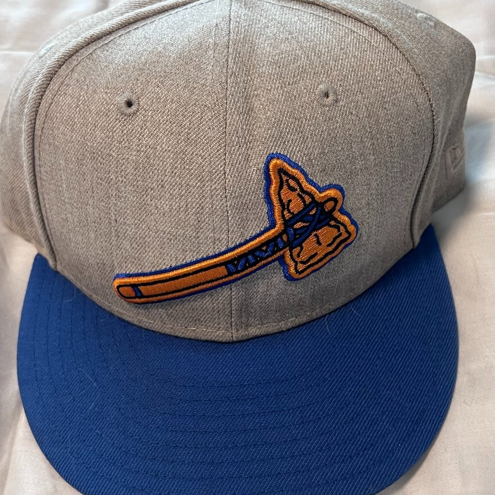 Atlanta Braves Tomahawk Hat 7 3/8